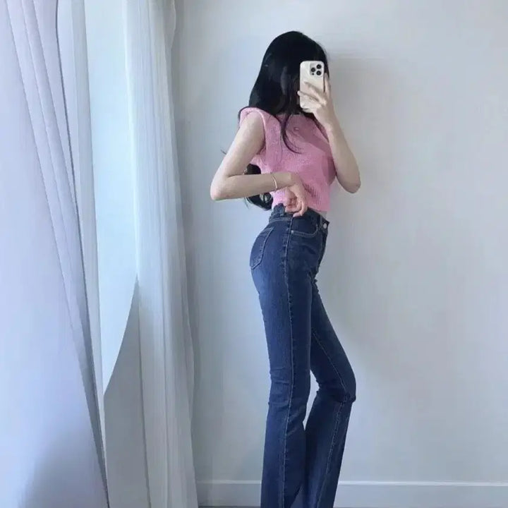 [BUNJANG] High-Waist Bootcut Jeans with Hip Padding / 새상품) 골반뽕 부츠컷 진청