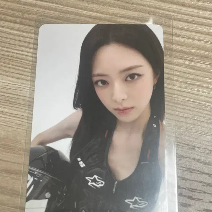 [BUNJANG] ITZY Yuna Concert MD POB Photocard / 있지 유나 콘서트 MD 5만원 특전 포카