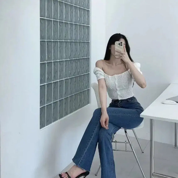 [BUNJANG] Padded Bootcut Jeans (Medium Blue Wash) / 새상품) 골반뽕 부츠컷 중청