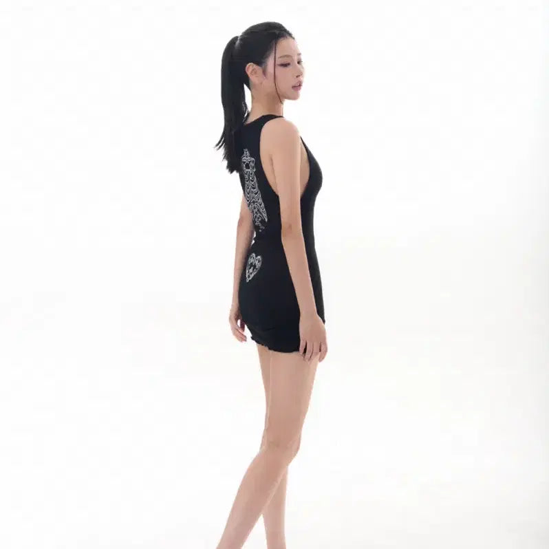 [SOLD OUT] aouning 아우닝 bone sleeveless 원피스