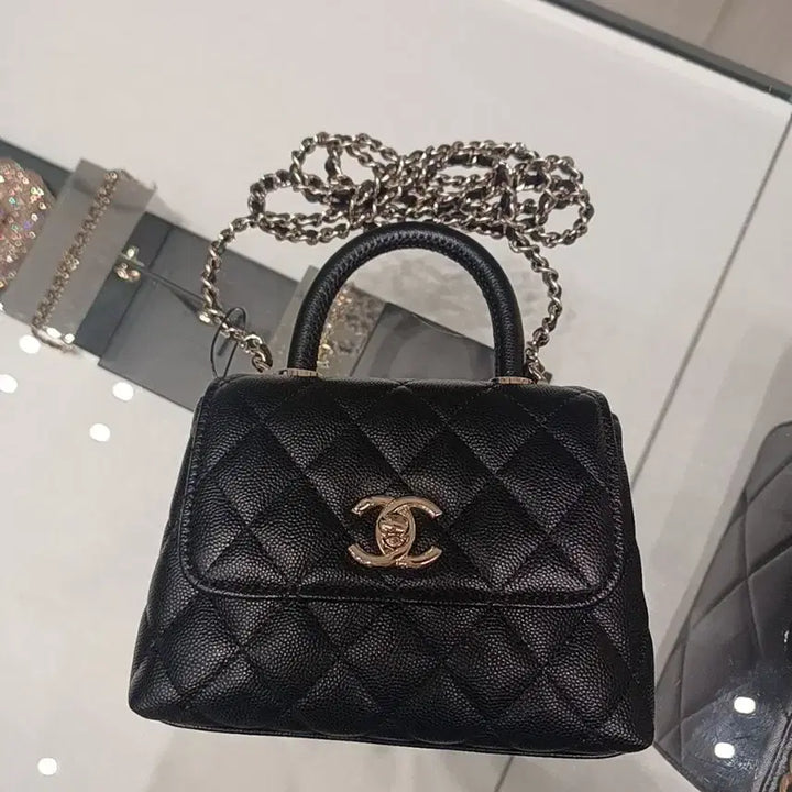 [BUNJANG] Chanel Coco Handle Mini Black Handbag / 샤넬 코코핸들 초미니 블랙 새제품