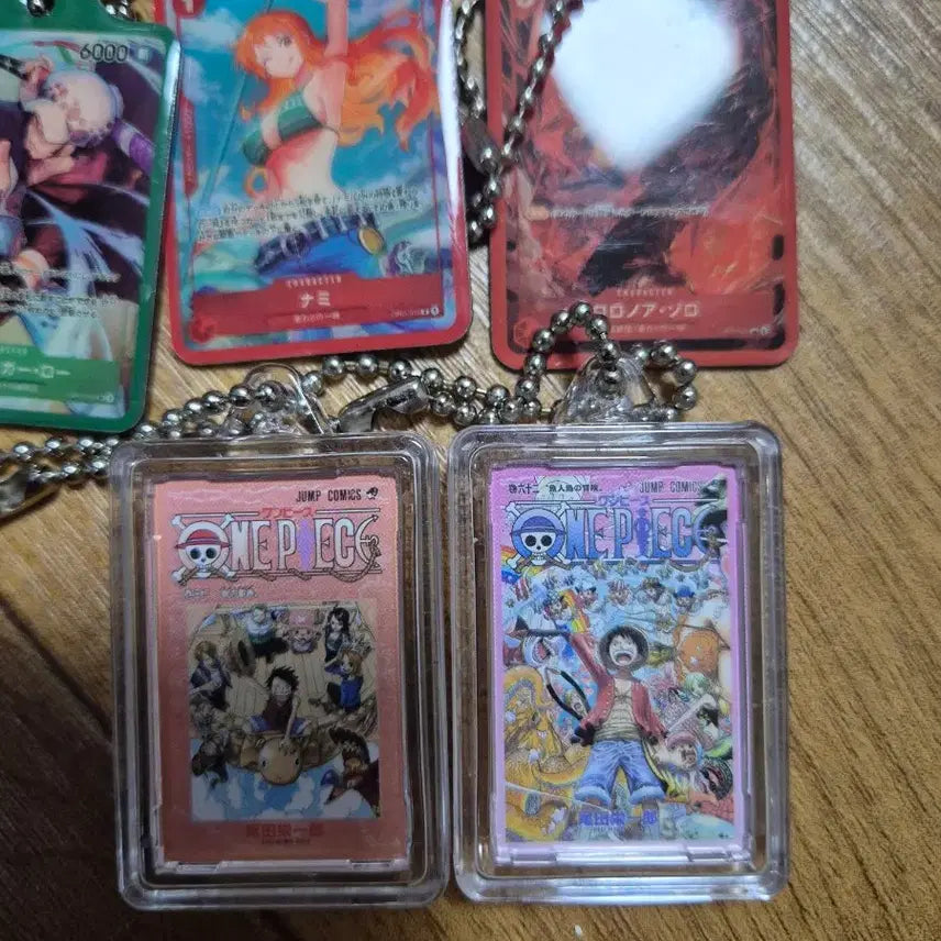 [BUNJANG] One Piece Metal Charm & Manga Keyring / 원피스 메탈참 하고 만화책 키링 판매합니다