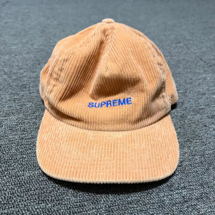 [SOLD OUT] 슈프림 코듀로이 스냅백
