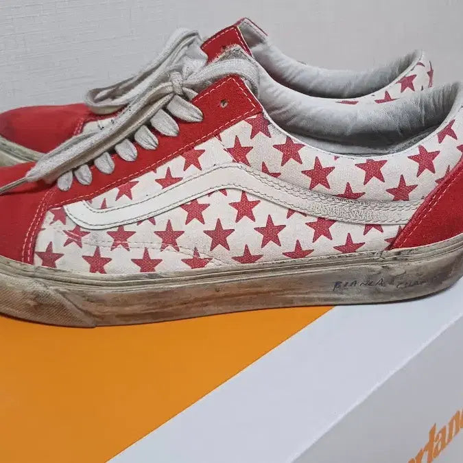 [BUNJANG] Vans Vault x Bianca Chandon Old Skool Sneakers / 반스 볼트 x 비앙카 샹동 올드스쿨