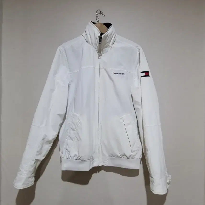 [BUNJANG] Tommy Hilfiger Windbreaker Jacket / 타미힐피거 바람막이 자켓