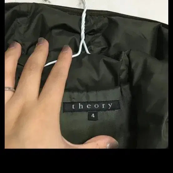 [BUNJANG] Theory Padded Jacket / 띠어리패딩