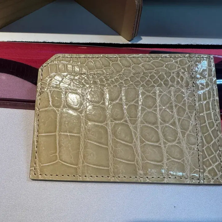 [BUNJANG] Crocodile Pattern Leather Card Holder / 크로커 패턴 가죽 카드지갑 거의 새제품