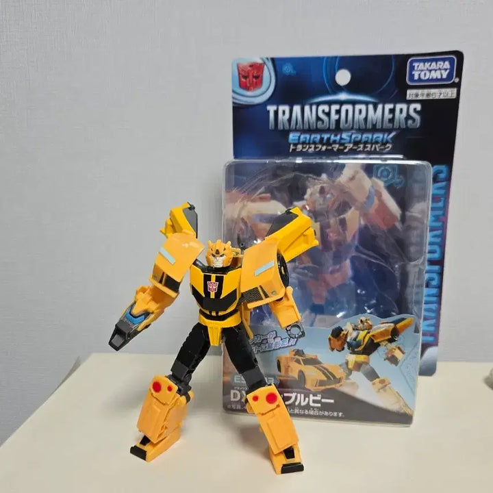 [BUNJANG] Takara Transformers EarthSpark Bumblebee Figure / 트랜스포머 타카라 어스스파크 범블비 판매합니다.