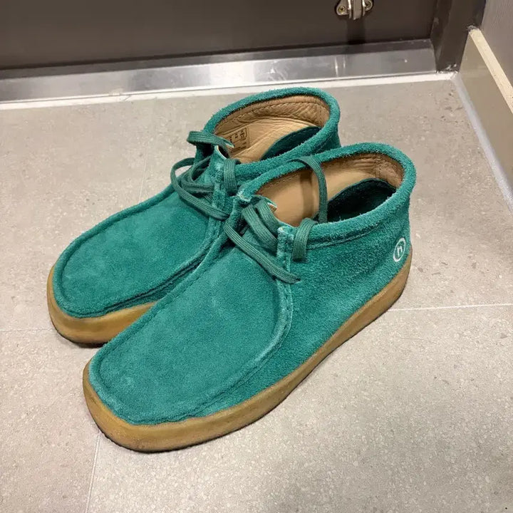 [BUNJANG] Hidden NY x Clarks Wallabee Boots (Emerald) 270 / Hidden ny(히든뉴욕) x 클락스 왈라비부츠 컵 270