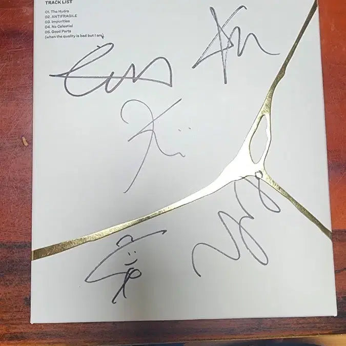 르세라핌 ANTIFRAGILE 앨범 친필싸인