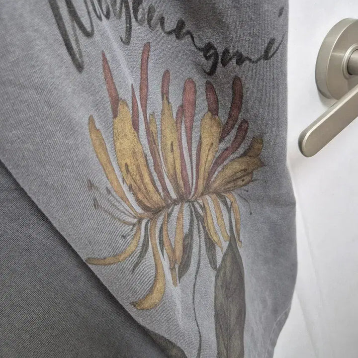 [SOLD OUT] (정품) 우영미 25SS 그레이 플라워 반팔 티셔츠 48