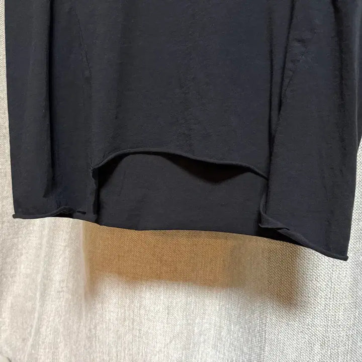 [SOLD OUT] [52] ma+ 엠에이크로스 스퀘어 넥 티셔츠 블랙