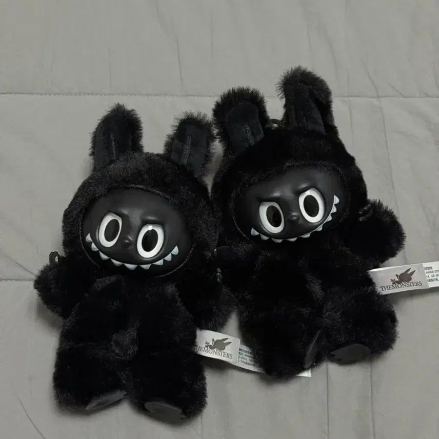 [BUNJANG] Labubu Black Keyring / 라부부 블랙 키링 새상품