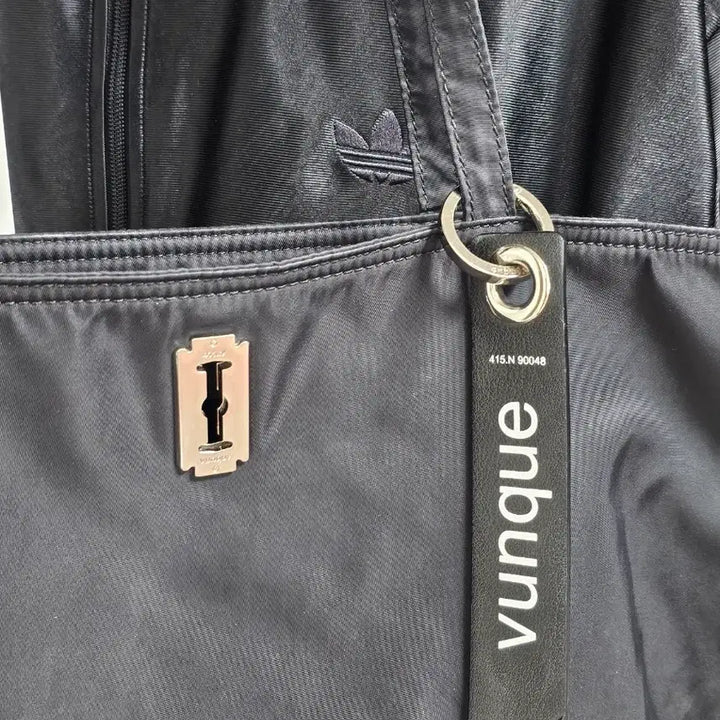 [BUNJANG] Vunque Hey Pass Shopper Bag / 분크 헤이 패스 쇼퍼백(무배)