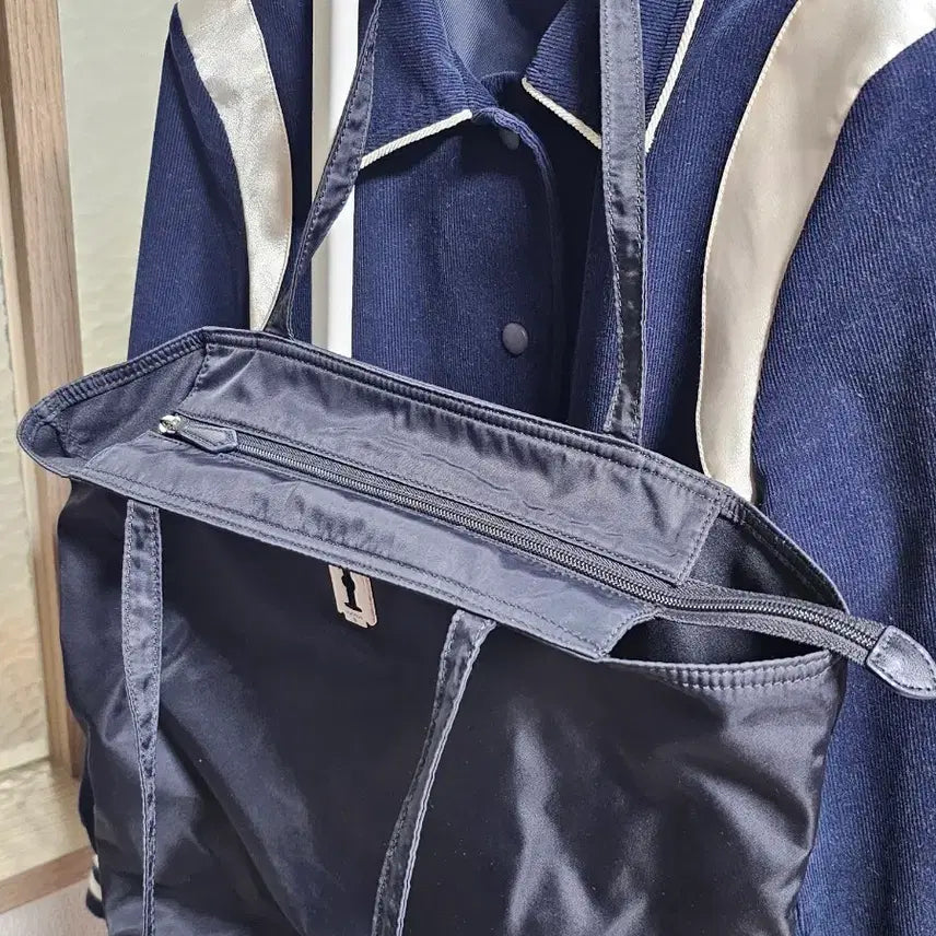 [BUNJANG] Vunque Hey Pass Shopper Bag / 분크 헤이 패스 쇼퍼백(무배)