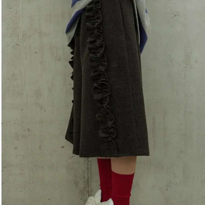 [BUNJANG] Hokus Pokus Winter Frill Pants / 호쿠스포쿠스 Winter dumb and frill pants