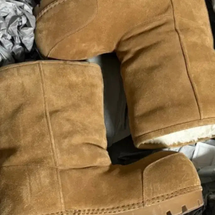 [BUNJANG] Balenciaga Alaska Fur Boots Mid 44 / 발렌시아가 알래스카 퍼부츠 미드 44
