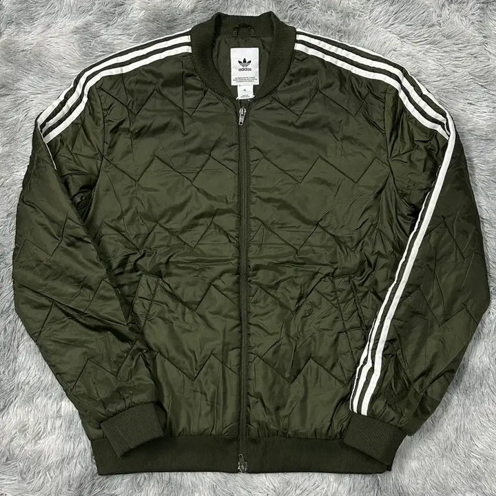 [BUNJANG] Adidas Three Stripes Quilted Bomber Jacket Khaki XL / 아디다스 삼선 퀼팅 봄버 자켓 카키 XL