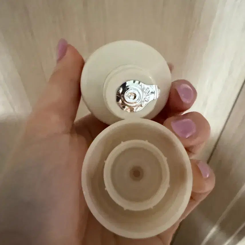 [BUNJANG] HEVE BLUE SALMON CENTELLA CREAM 100ml / 크림 100ml 미개봉 새것