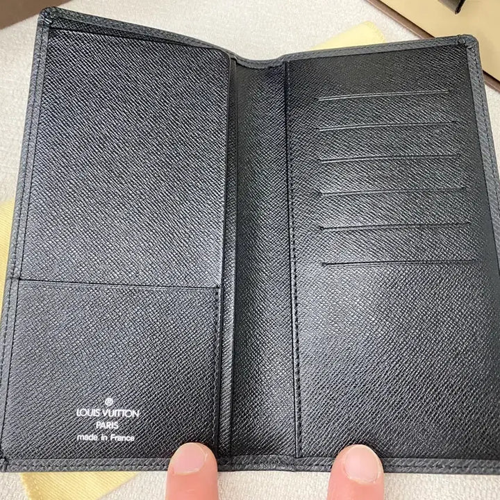 [BUNJANG] Louis Vuitton Taiga Porte-Valeurs Organizer Long Wallet / 루이비통 장지갑 타이가 포트발레르 오거나이져
