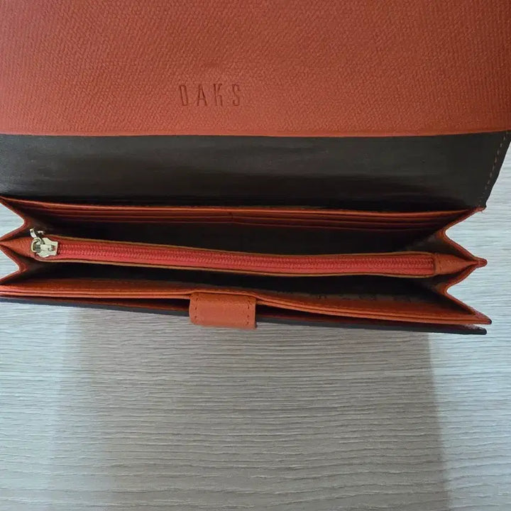 [BUNJANG] Daks Studded Long Wallet / 닥스 오렌지색 스터드 장지갑