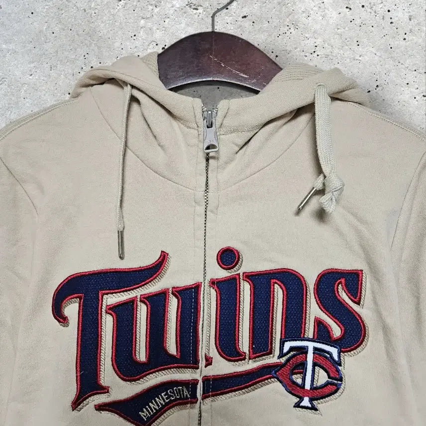 [BUNJANG] MLB Minnesota Twins Hooded Zip-Up (XS) / MLB 미네소타 트윈스 후드집업 (85/XS)