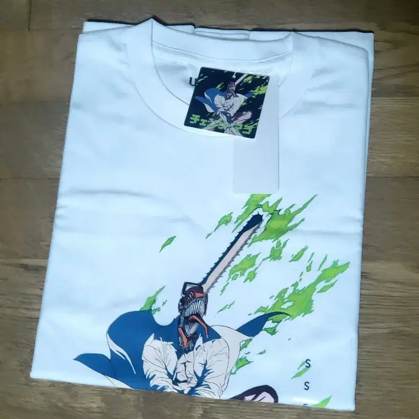[BUNJANG] Uniqlo Chainsaw Man Collaboration T-shirt (S) / 체인소맨 유니클로 콜라보 티셔츠 S사이즈 판매해요~~
