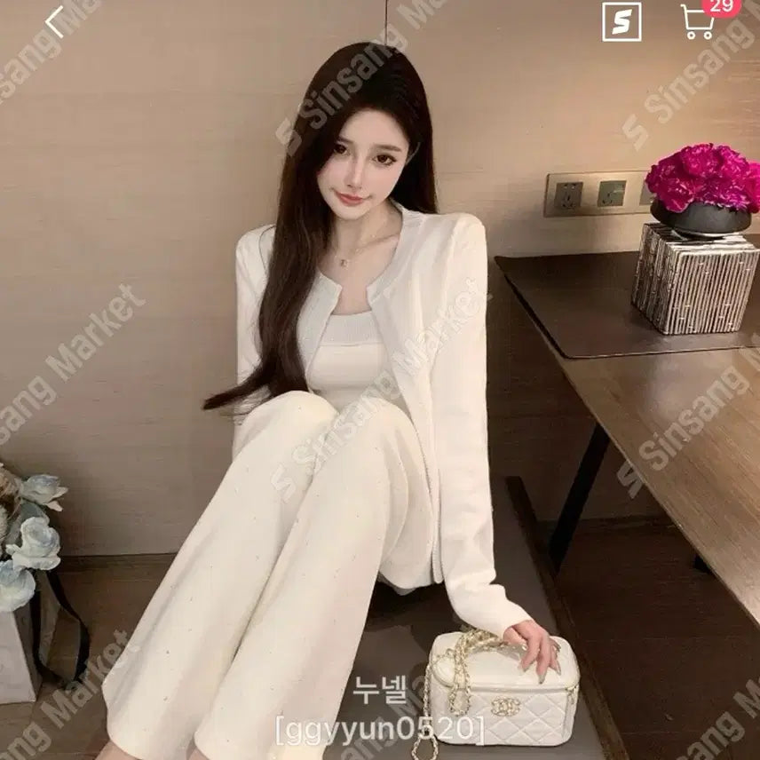 [BUNJANG] Cubic Embellished Ivory Training Pants / 큐빅 기모pt) 팬츠 트레이닝 밴딩