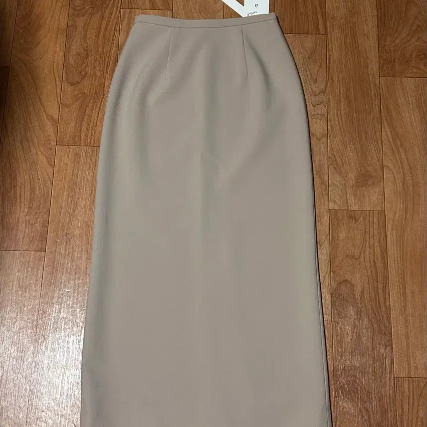 [BUNJANG] Around율 Simply Skirt - Beige S / 어라운드율 심플리 스커트 - 베이지 , S