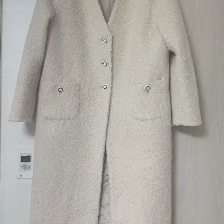 [BUNJANG] IVE Rei Boucle Long Coat / 바이씨니 제작 부클리롱코트 아이
