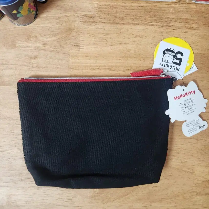 [BUNJANG] Hello Kitty 50th Anniversary Sagara Pouch / 헬로키티 50주년 사가라파우치