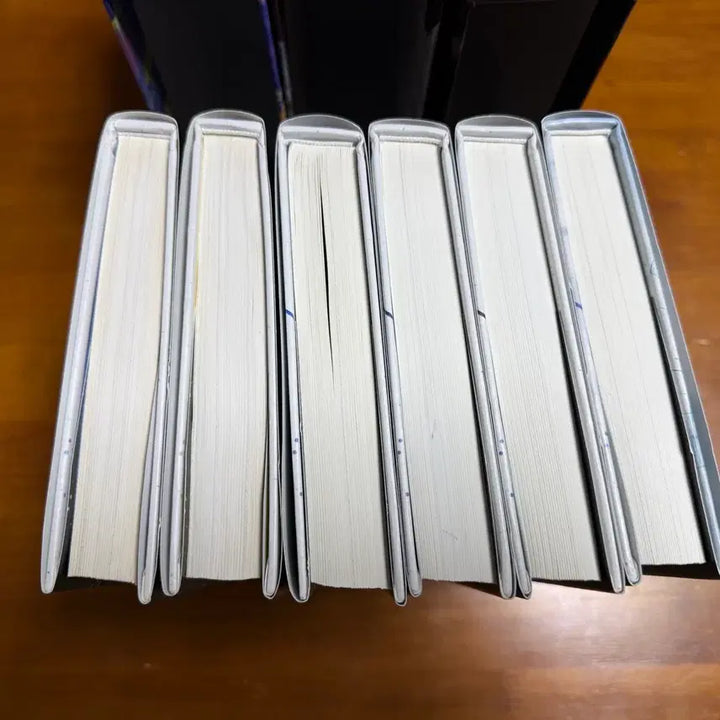 [BUNJANG] Debut or Die 1 & 2 Bundle Set / 개봉) 데뷔 못 하면 죽는 병 걸림 양장본 데못죽 1부,2부 일괄