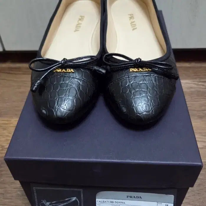 [BUNJANG] Prada Women's Ballerina Flats / 프라다 여성 플랫슈즈 (발레리나슈즈)