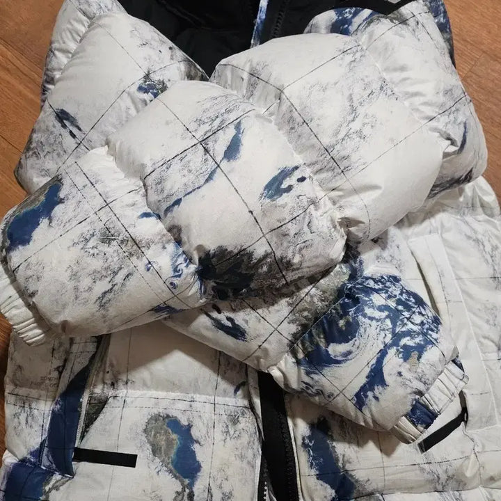 [BUNJANG] North Face Nuptse Earth Padded Jacket / 노스페이스 눕시 지구 패딩