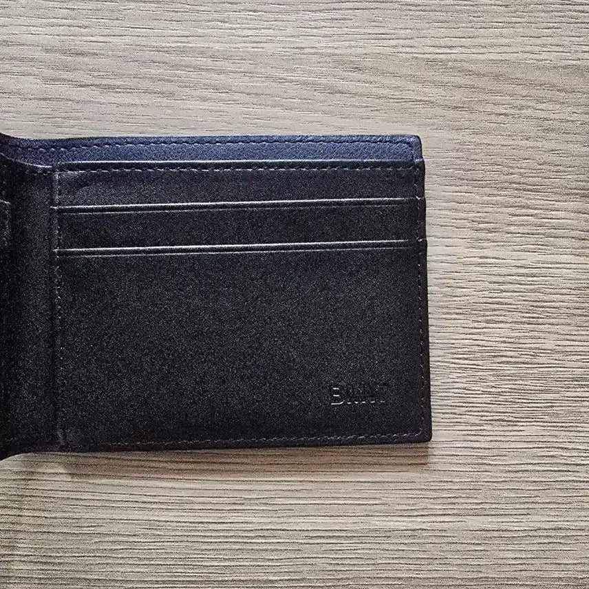 [BUNJANG] BMW Leather Bifold Wallet / BMW 블랙 가죽 반지갑
