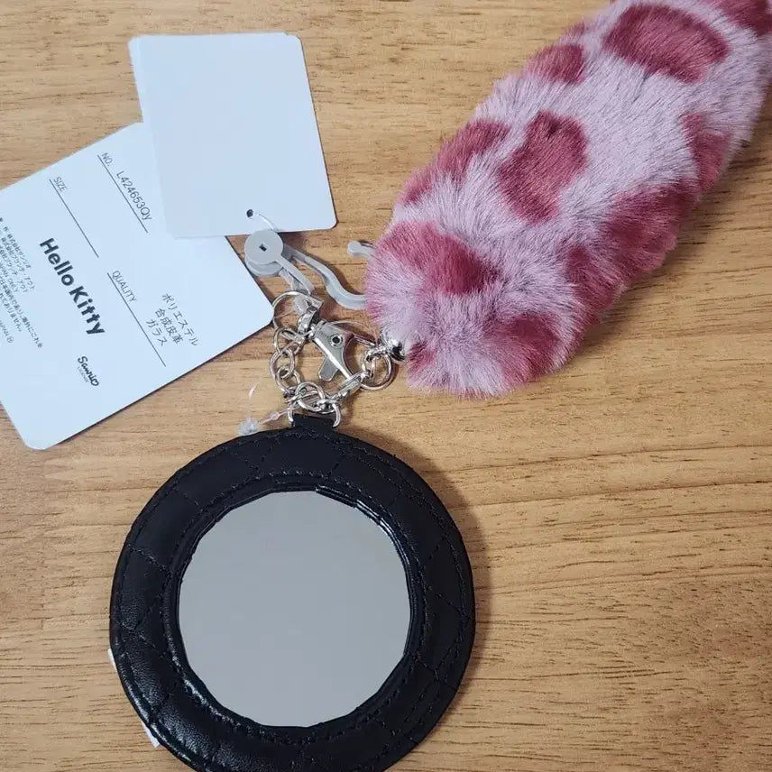 [BUNJANG] Hello Kitty Mirror Keyring / 헬로키티 거울키링
