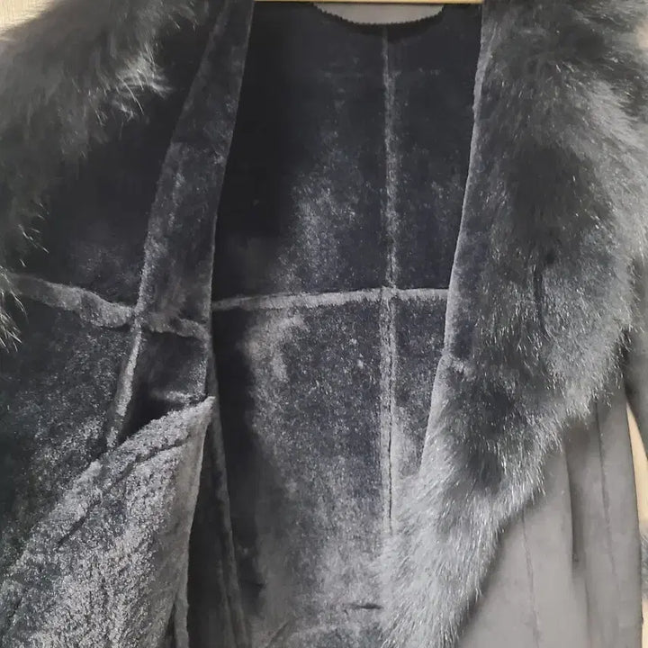 [BUNJANG] KASIBADY Black Natural Fox Fur Mustang Coat / KASIBADY 블랙 천연모피 여우털 무스탕 코트