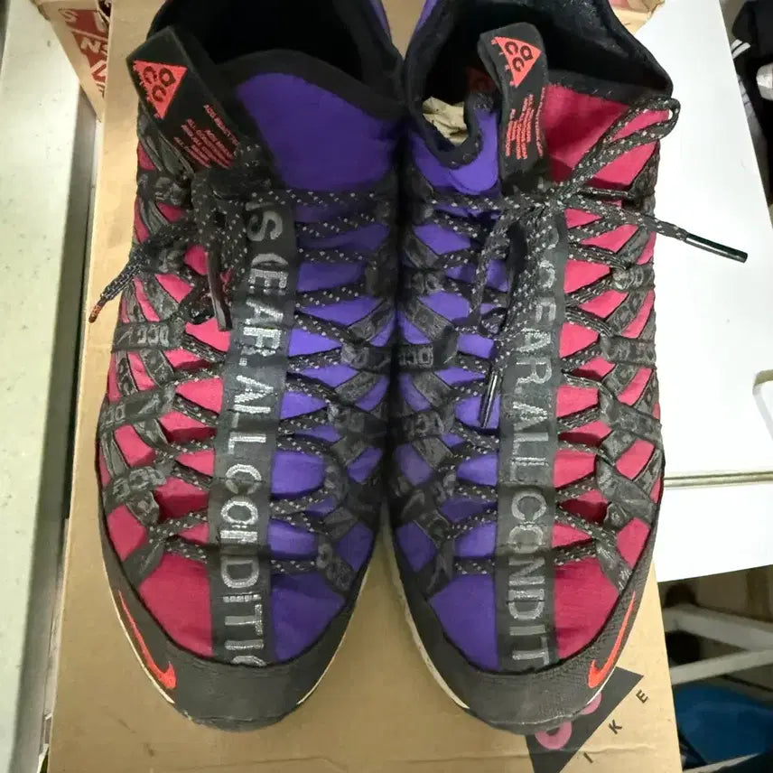 [SOLD OUT] (290)나이키 acg 리액트 테라 슈즈 할리퀸