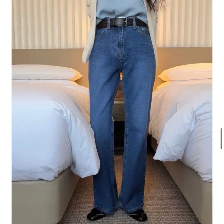[BUNJANG] OKP Frame Bootcut Denim Jeans / OKP 프레임 부츠컷 데님 (오케플) 새상품