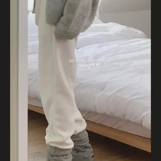 [BUNJANG] Muret Snow Terry Fleece Pants Ivory / (1회 착용) Muret 뮤렛 스노우 테리 플리스 팬츠 아이보리 /