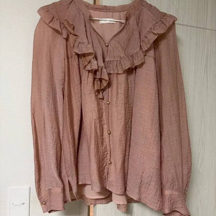 [BUNJANG] Sj Sj Rose Ruffle Collar Blouse / 한섬 SjSj 로즈 러플칼라 블라우스 82