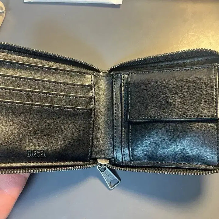 [BUNJANG] Diesel Wallet / 디젤 지갑 정품