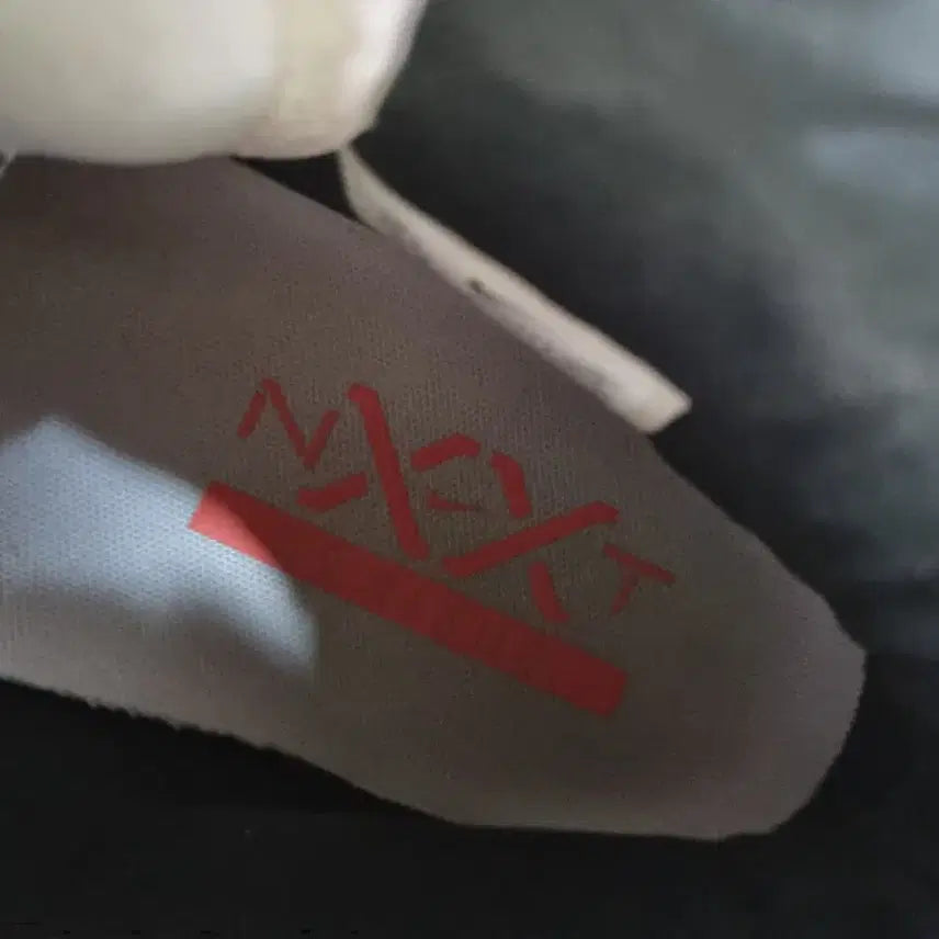 [BUNJANG] LeBron Basketball Shoes / 르브론 농구화