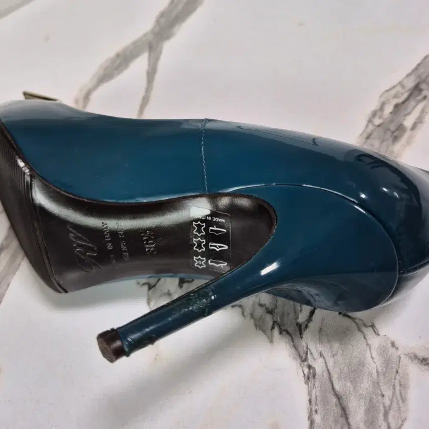 [BUNJANG] Roger Vivier Pumps Shoes 36.5 / (정품) 로저비비에 블루컬러 펌프스 구두 36.5