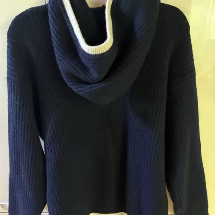 [SOLD OUT] 네이비후드니트 스몰