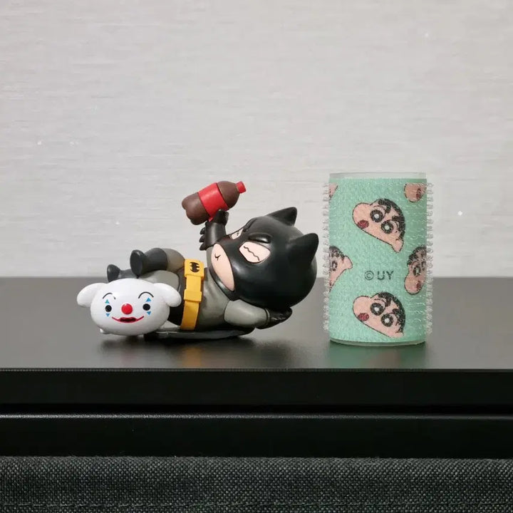 [BUNJANG] Crayon Shin-chan &amp; Whitey Batman &amp; Joker Figure / 6cm 짱구 피규어 배트맨 짱구와 조커 흰둥이