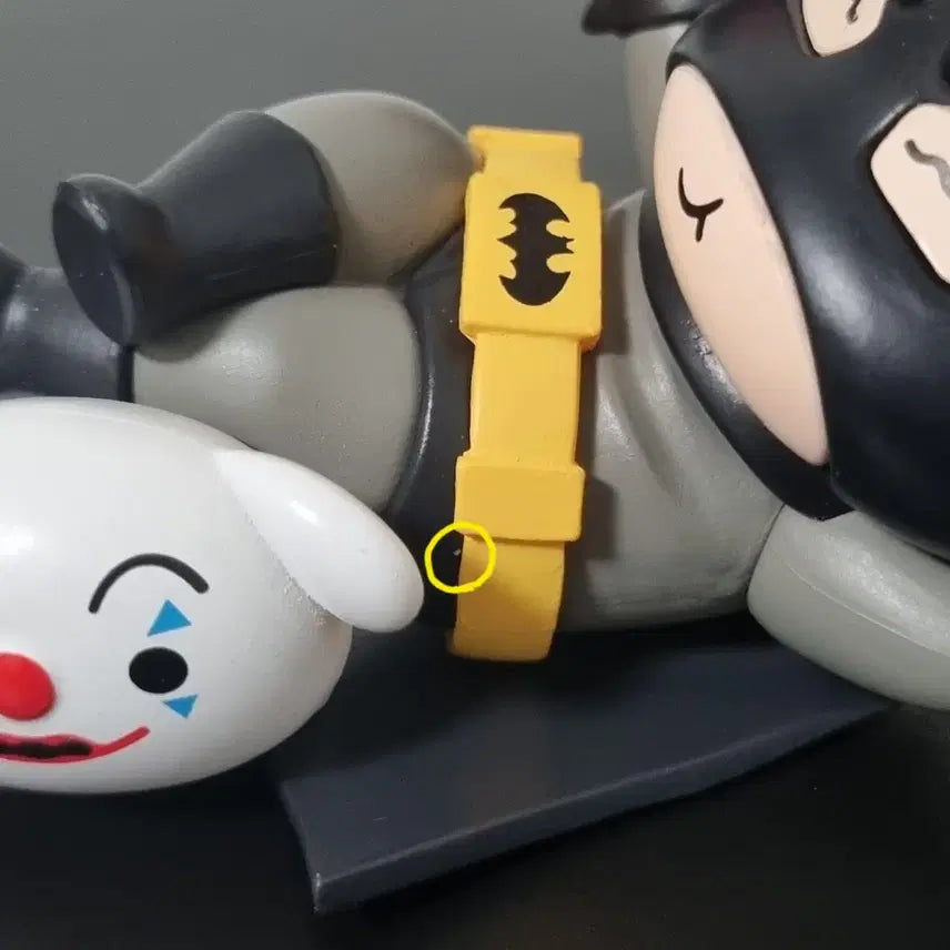 [BUNJANG] Crayon Shin-chan &amp; Whitey Batman &amp; Joker Figure / 6cm 짱구 피규어 배트맨 짱구와 조커 흰둥이
