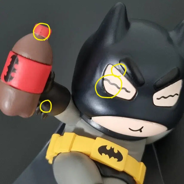 [BUNJANG] Crayon Shin-chan &amp; Whitey Batman &amp; Joker Figure / 6cm 짱구 피규어 배트맨 짱구와 조커 흰둥이