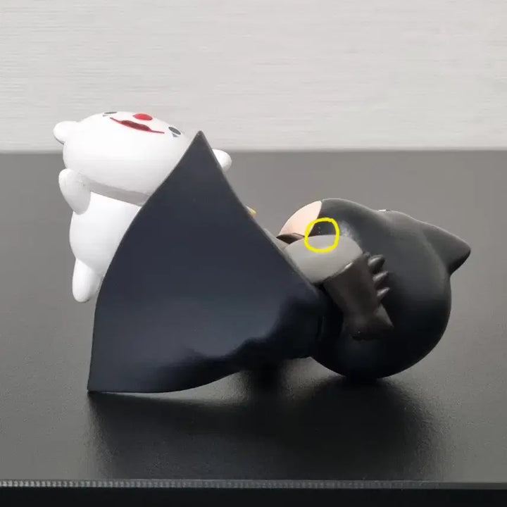 [BUNJANG] Crayon Shin-chan &amp; Whitey Batman &amp; Joker Figure / 6cm 짱구 피규어 배트맨 짱구와 조커 흰둥이