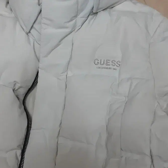 [BUNJANG] Guess White Long Padded Jacket / 게스 화이트 롱패딩